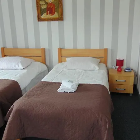 Zbyszko Hotel 3*
