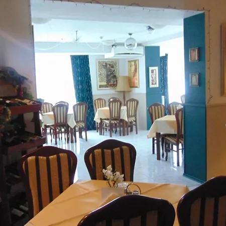 Zbyszko Hotel 3*